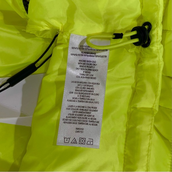 ❇️Calvin Klein❇️ Cropped Mock-Neck Zip-Up Puffer Vest In Neon Green  Size M - Picture 8 of 9